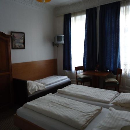Hotel Garni Nord Hamburg-Harburg Buitenkant foto