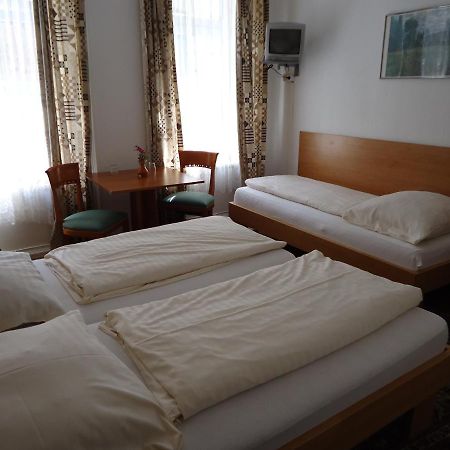 Hotel Garni Nord Hamburg-Harburg Buitenkant foto